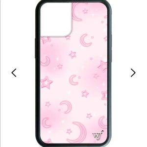 NWT Wildflower Slumber Party iPhone 12/12 pro case
